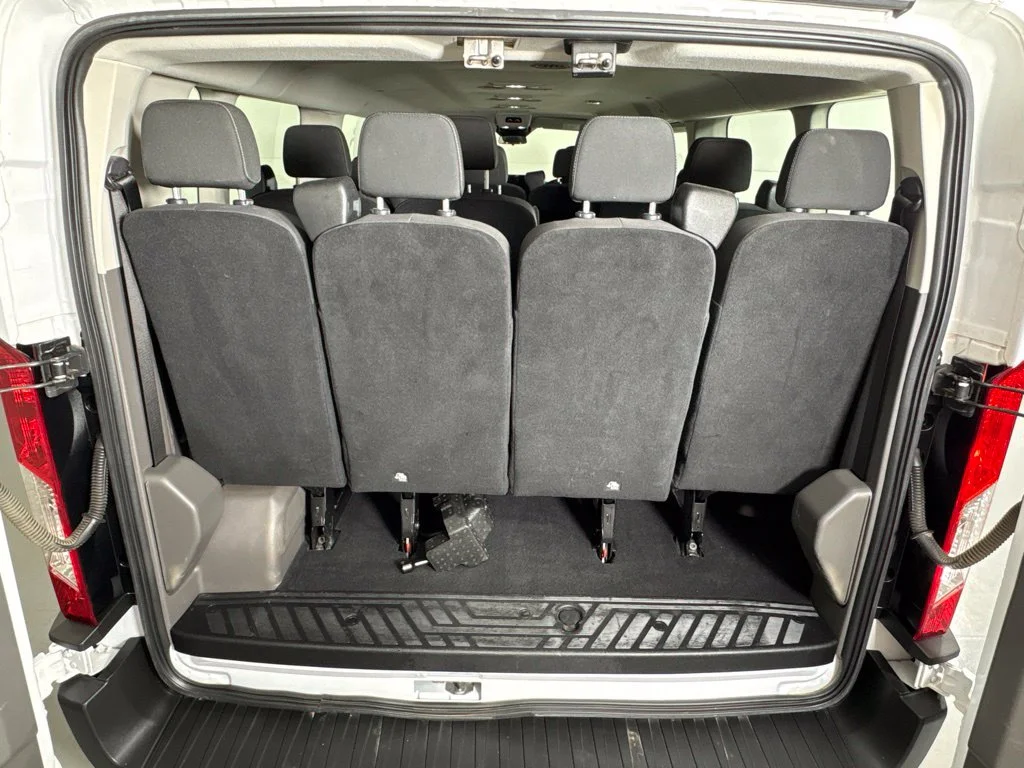 Used 2023 White Ford XLT image 13
