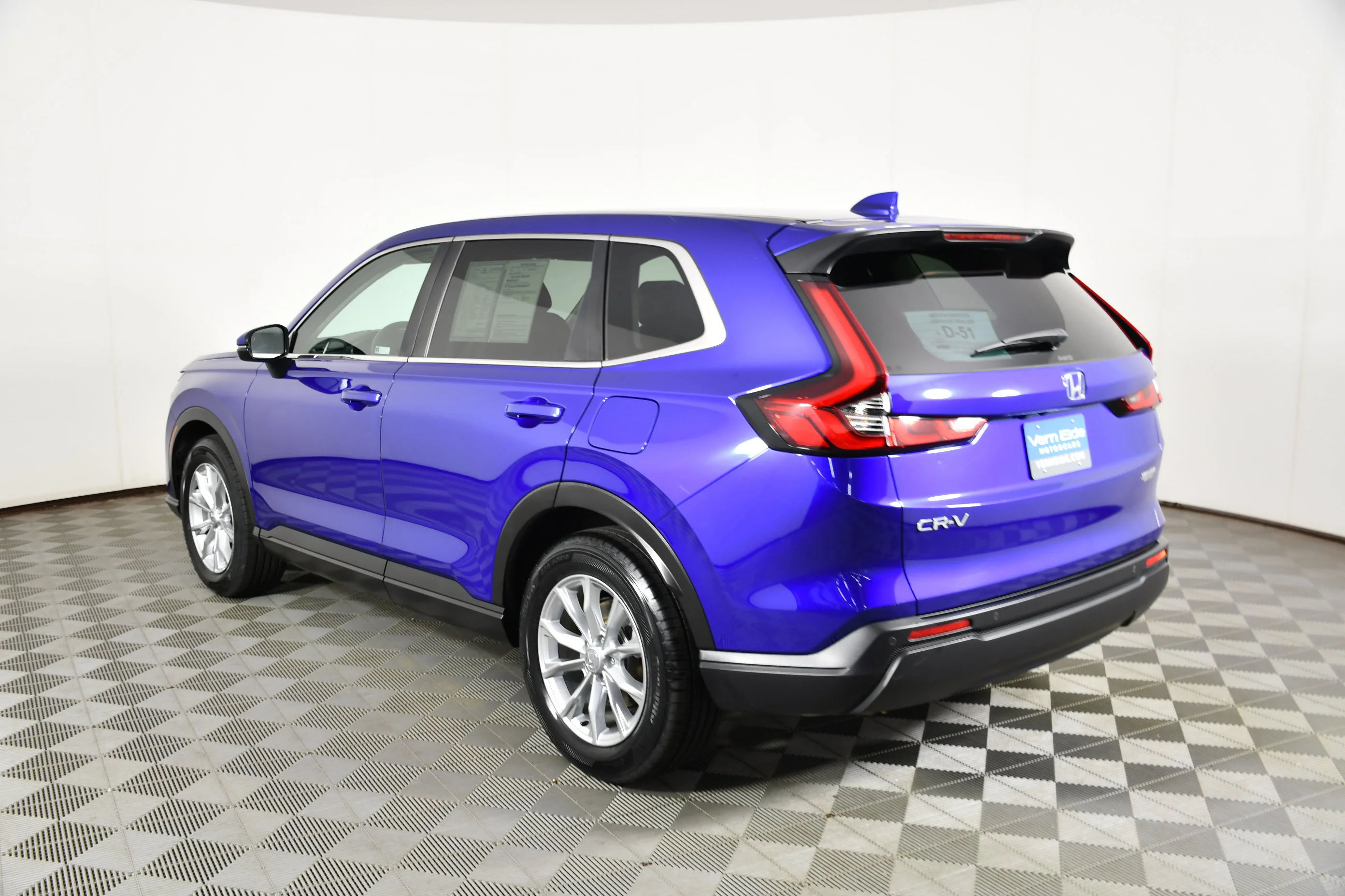 Certified Used 2024 Still Night Pearl Honda EX-L image 8
