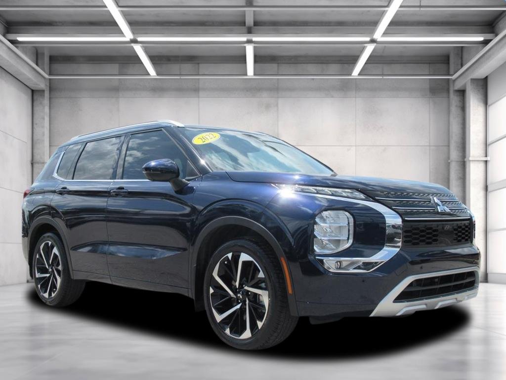2022 Mitsubishi Outlander SEL FWD's photo
