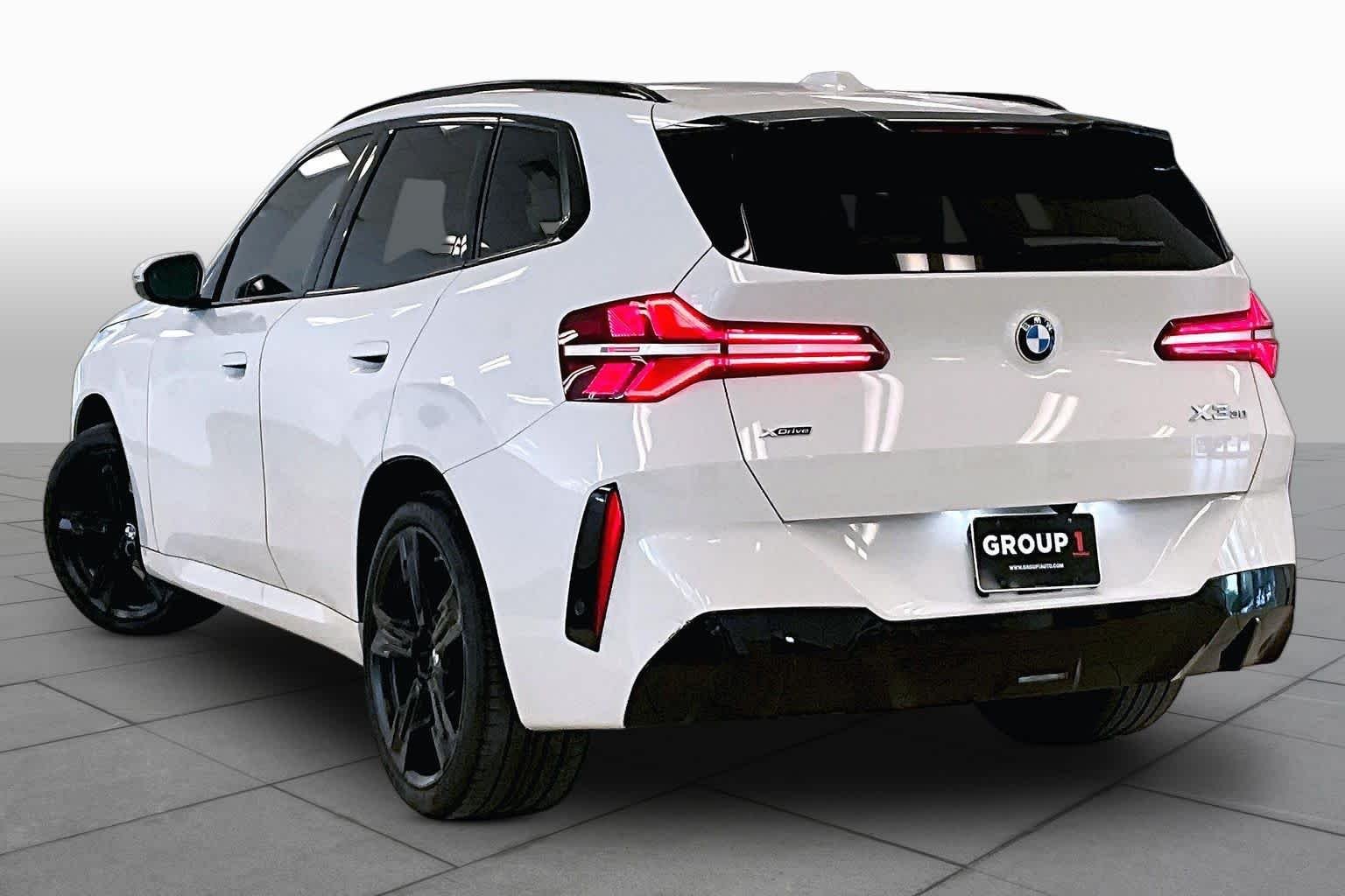 Used 2026 Alpine White BMW 30 xDrive image 11
