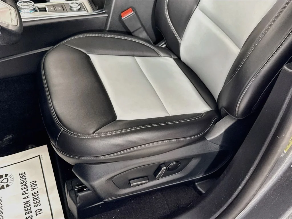 Certified Used 2023 Carbonized Gray Metallic Ford XLT image 22