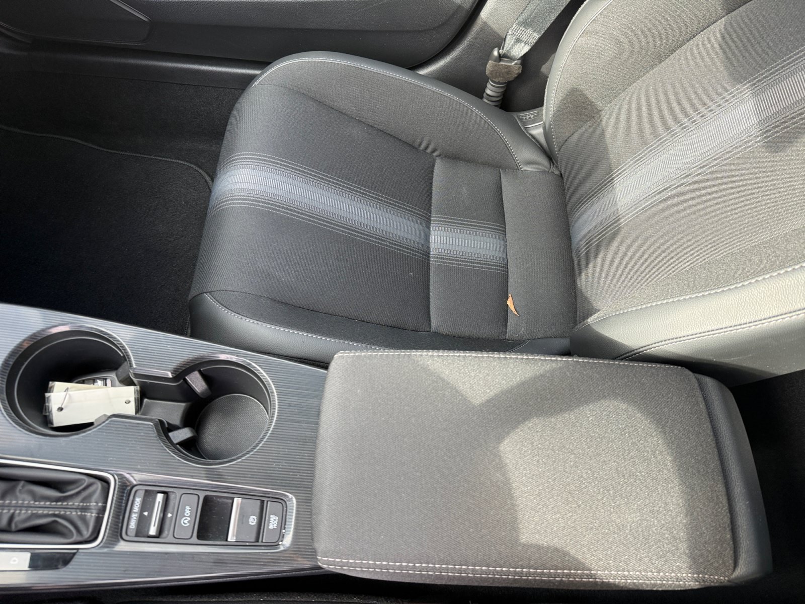 2025 Honda Civic Hatchback Sport - Photo 14