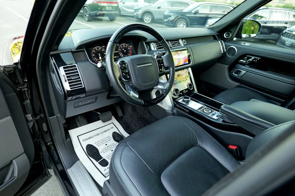 Used 2020 Santorini Black Metallic Land Rover HSE image 20