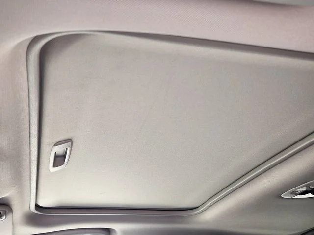 New 2026 CRYSTAL WHITE PEARL Subaru Premium image 17