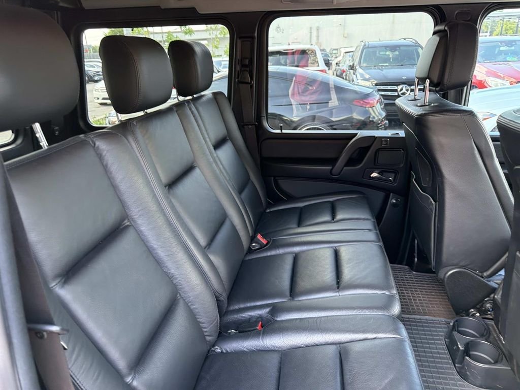 Used 2017 Gray Mercedes-Benz G 550 image 9