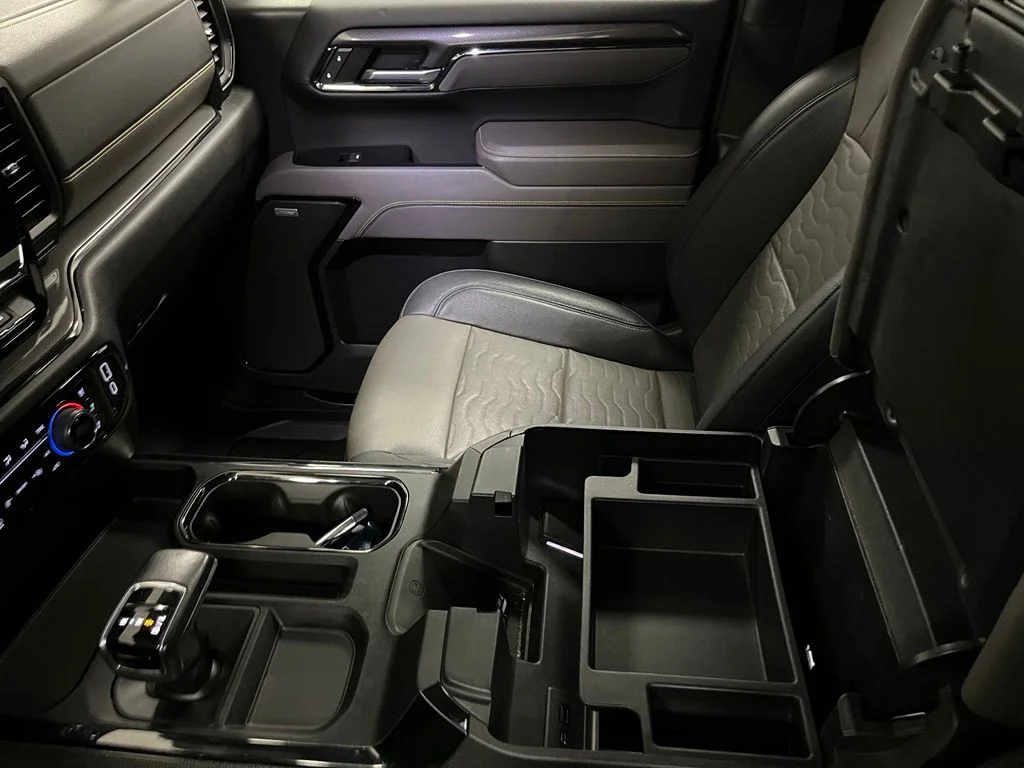 Used 2022 Blue Chevrolet ZR2 image 36