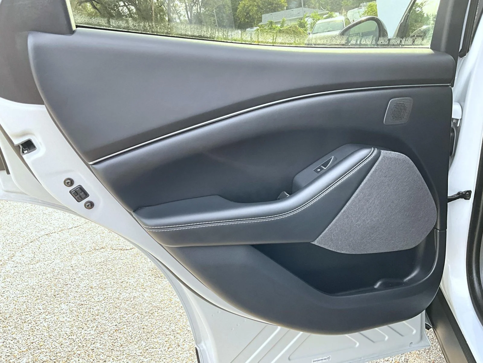 Used 2023 White Ford Premium image 23