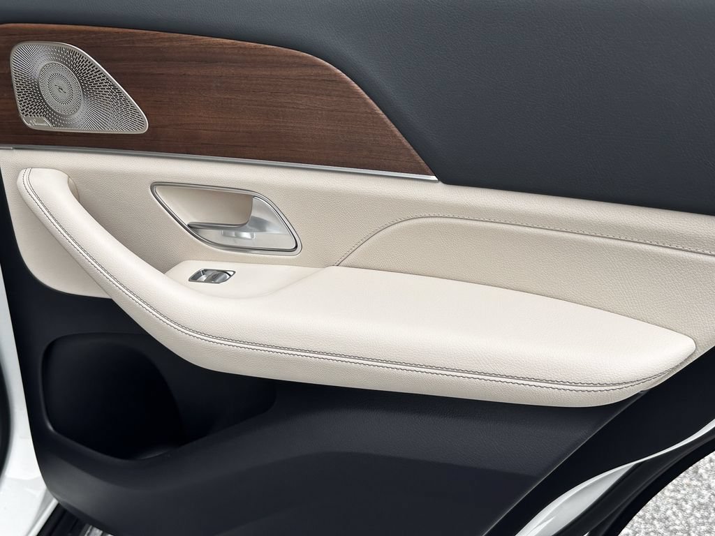 New 2026 Polar White Mercedes-Benz GLE 450 image 19