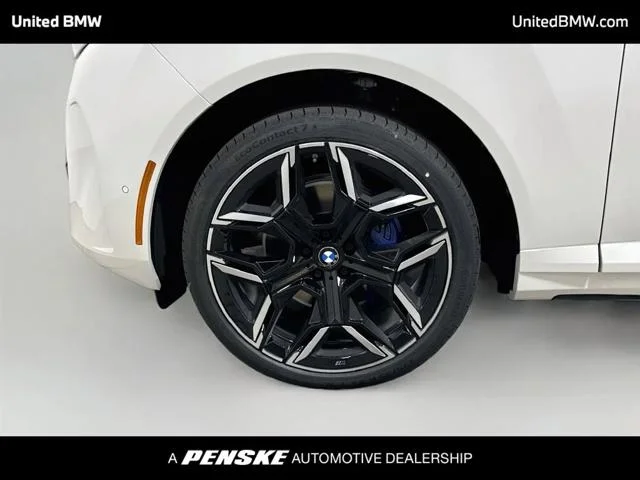 New 2027 Mineral White Metallic BMW X5 40 image 9