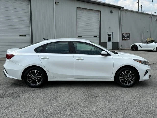 Certified Used 2023 White Kia LXS image 9