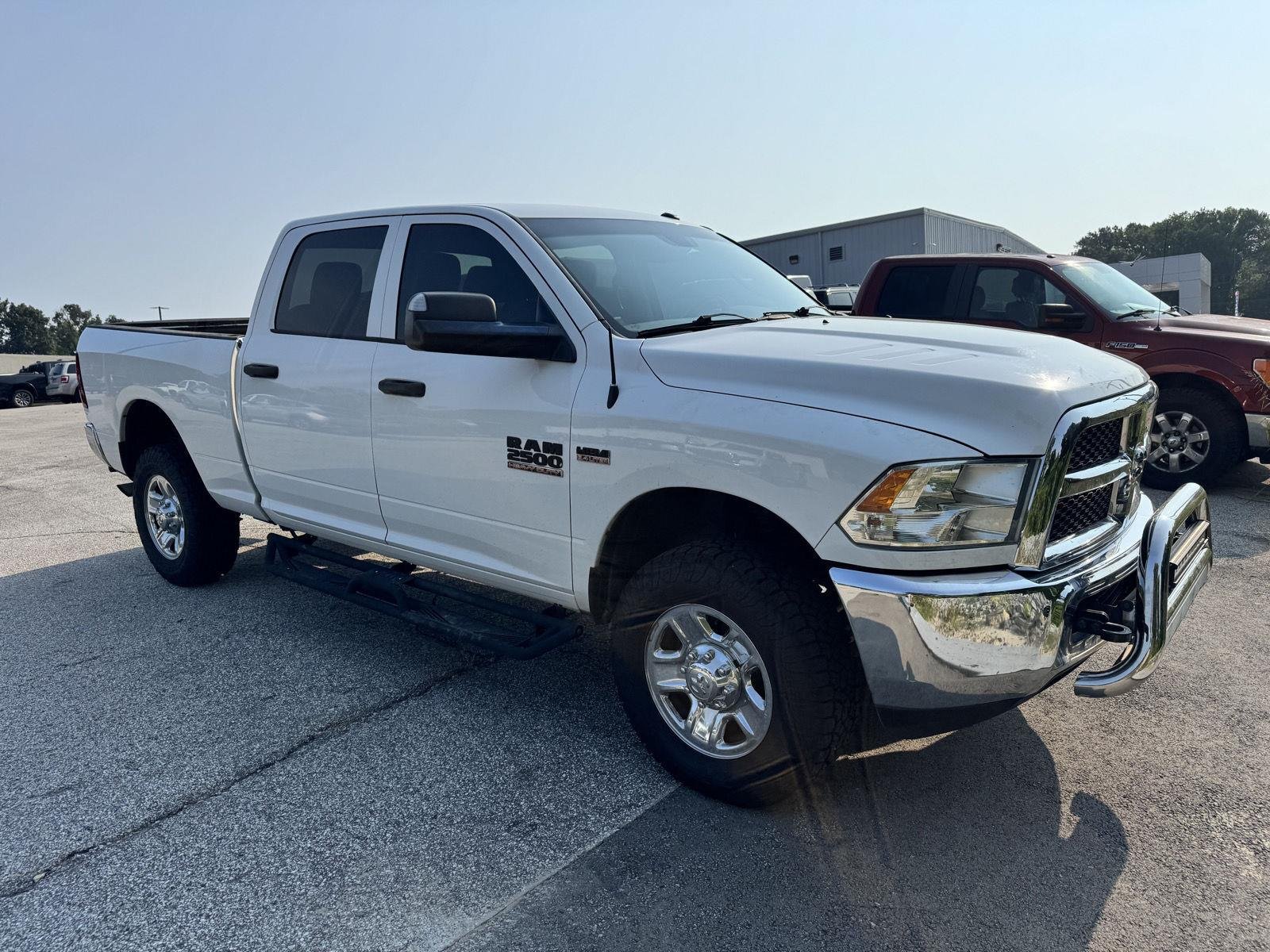 2015 RAM 2500 Tradesman Crew Cab 4WD