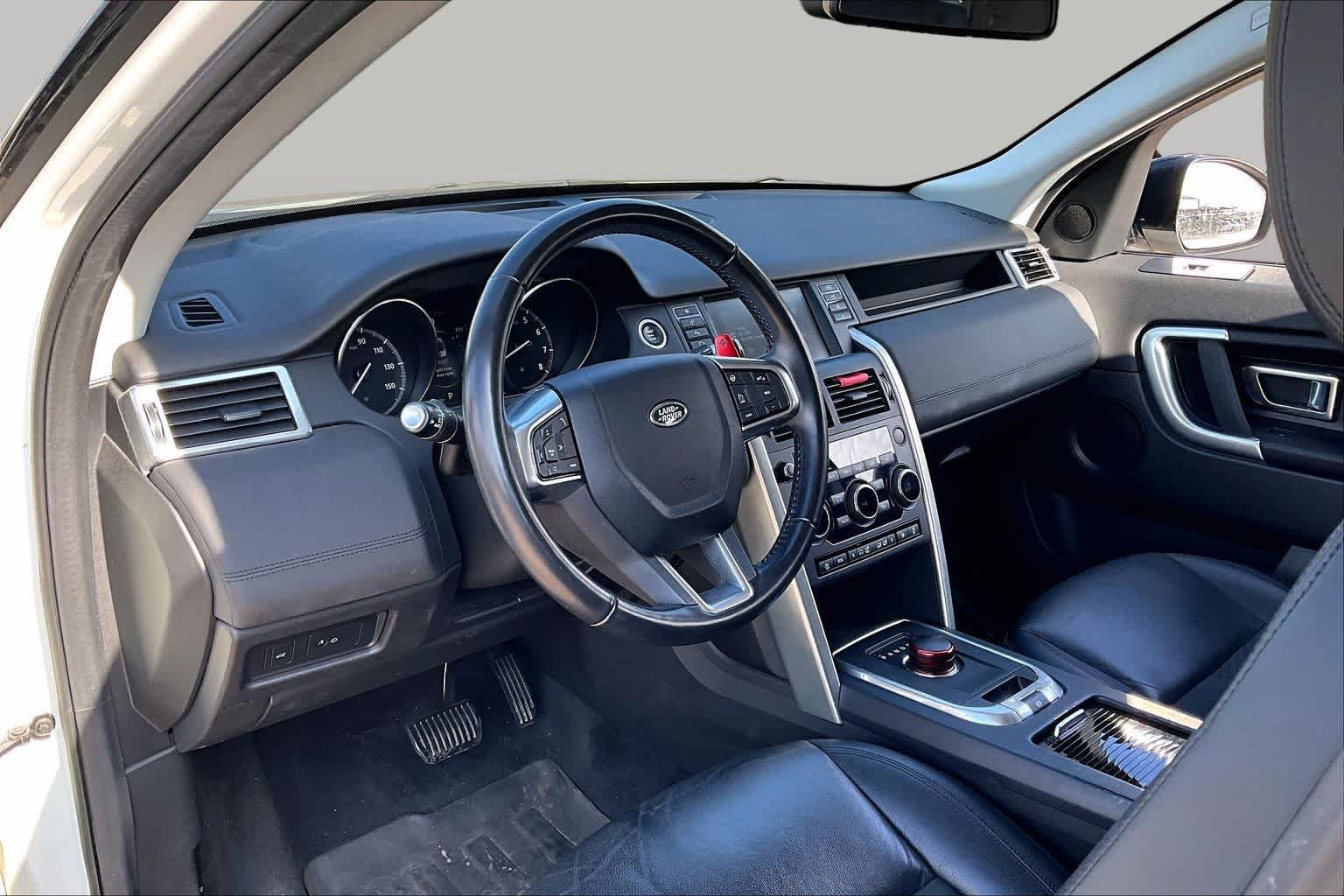 Used 2018 Fuji White Land Rover SE image 14