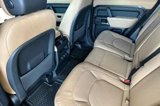 New 2026 Carpathian Grey Land Rover X-Dynamic SE image 11