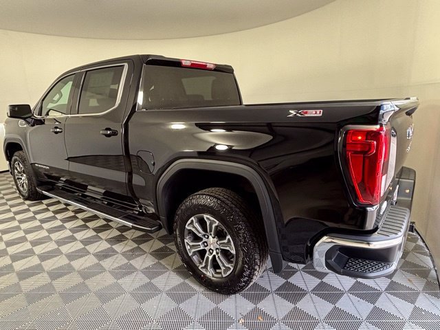 New 2026 Onyx Black GMC SLE image 5
