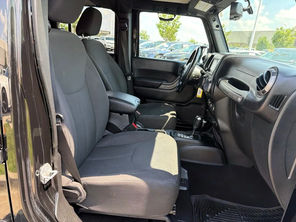 Used 2018 Black Jeep Unlimited Sport image 17
