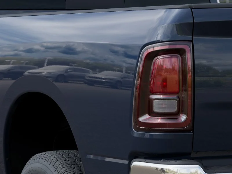 2025 RAM 3500 Tradesman - Photo 18