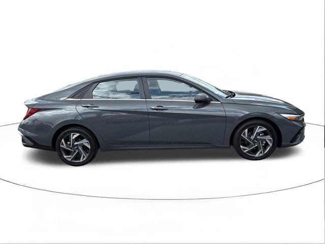New 2026 Ecotronic Gray Hyundai Limited image 2