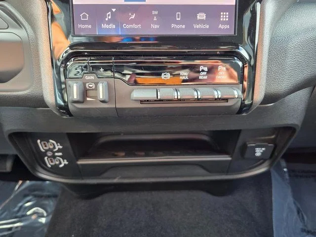 2025 RAM 2500 Tradesman - Photo 35