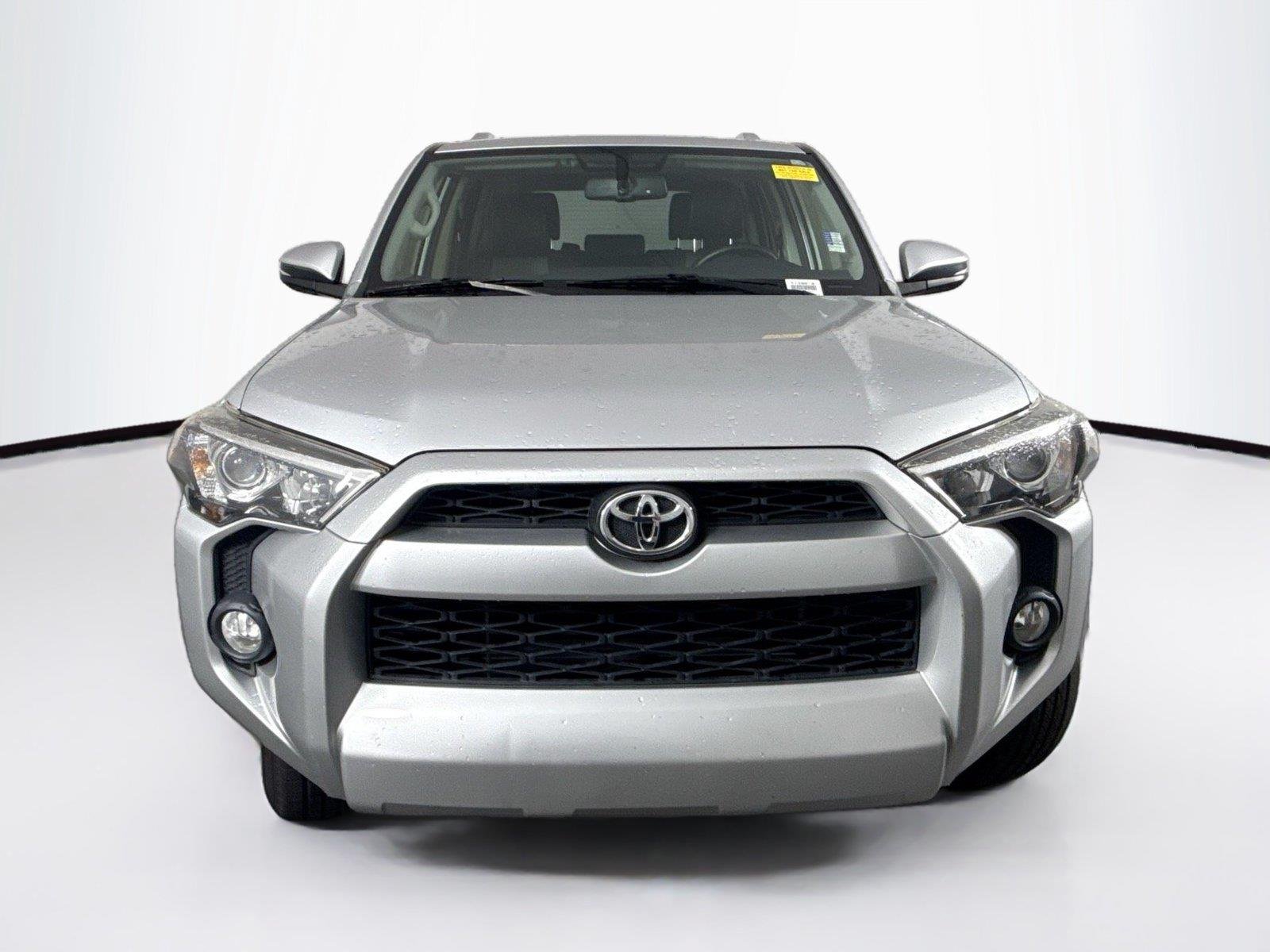 Used 2016 Classic Silver Metallic Toyota SR5 Premium image 3