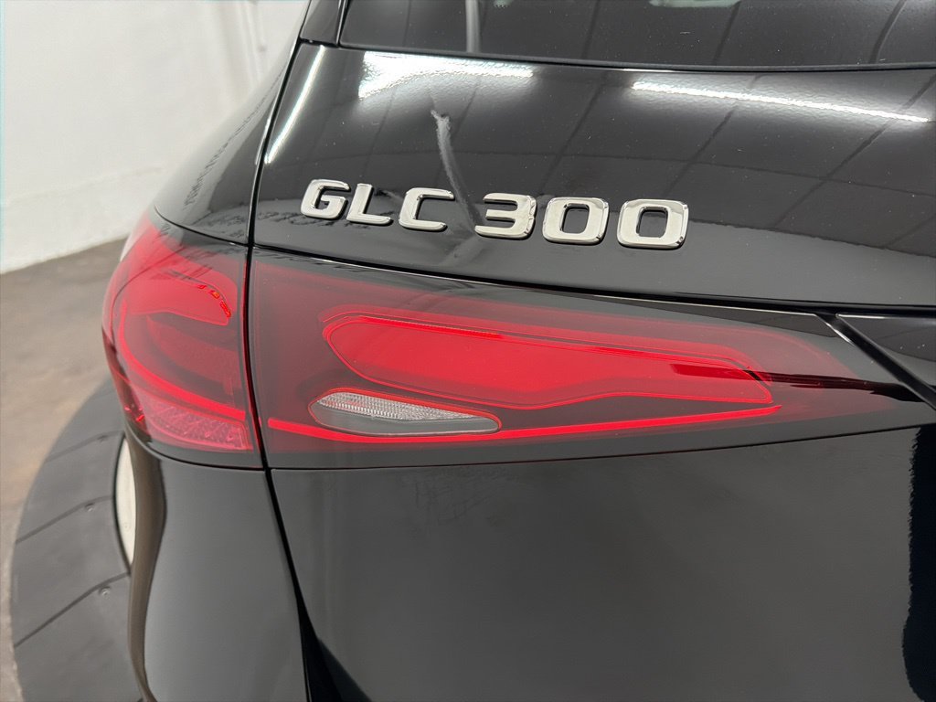 Certified Used 2026 Black Mercedes-Benz GLC 300 image 11