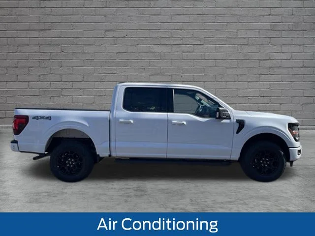 New 2026 Oxford White Ford XLT image 9