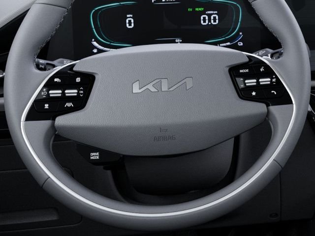 New 2025 Snow White Pearl Kia EX Touring image 22