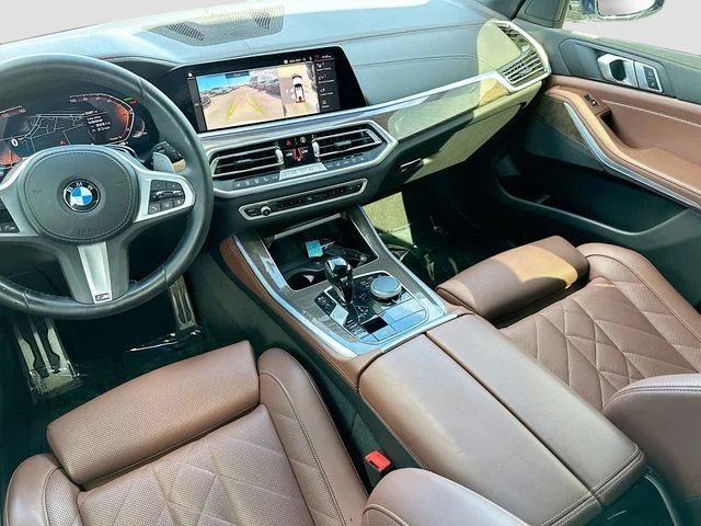 Used 2023 White BMW sDrive40i image 24