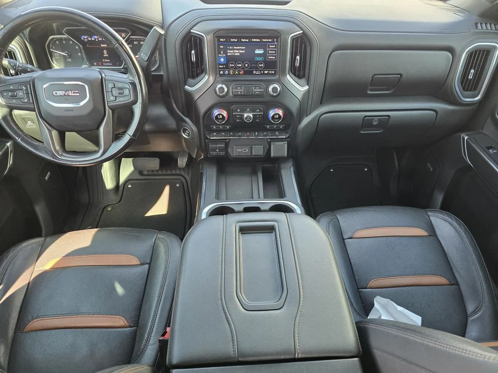 Used 2021 SUMMIT WHITE GMC AT4 image 11
