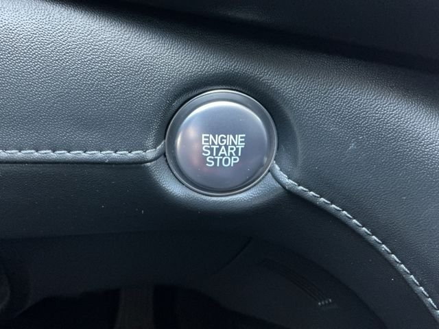 Used 2022 Gray Hyundai SEL image 19
