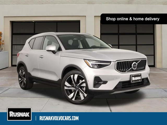 2023 Volvo XC40 Ultimate