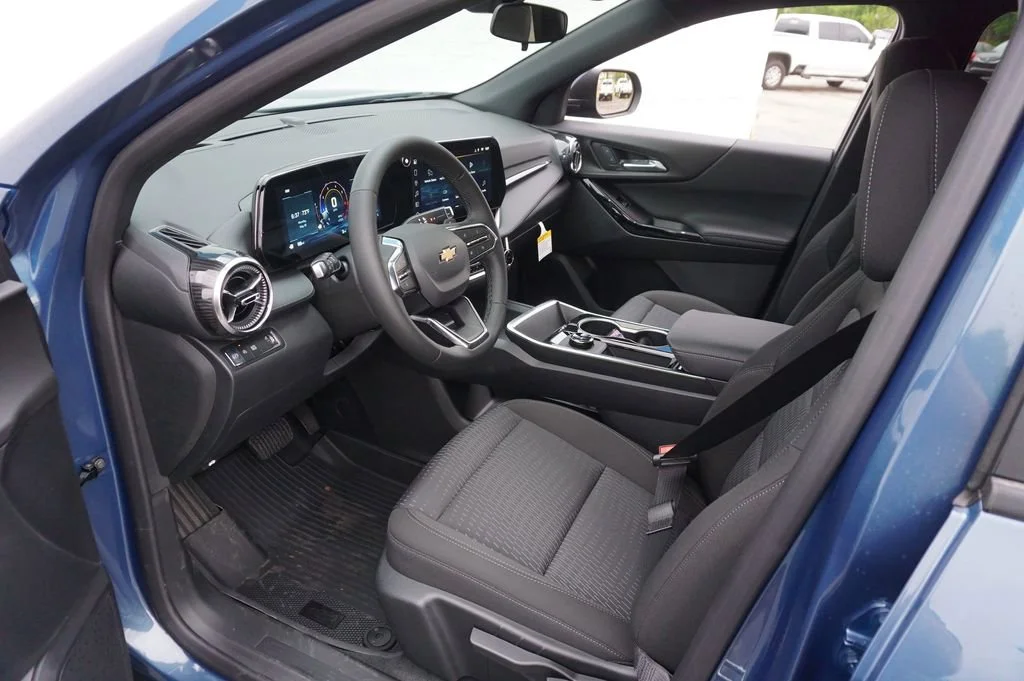 2026 Chevrolet Equinox LT - Photo 9