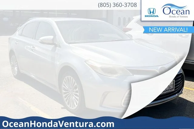 2016 Toyota Avalon Limited's photo