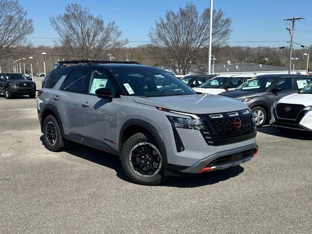 New 2026 Boulder Gray Pearl / Super Black Two-tone Nissan Rock Creek® image 2