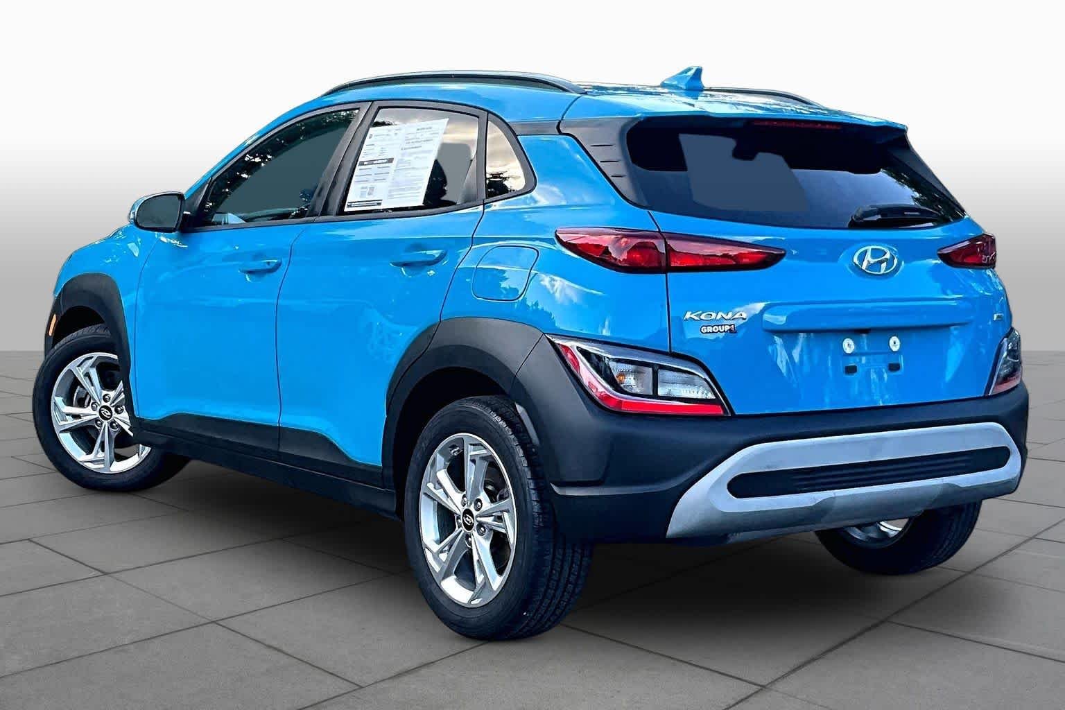 Used 2022 Teal Isle Hyundai SEL image 12