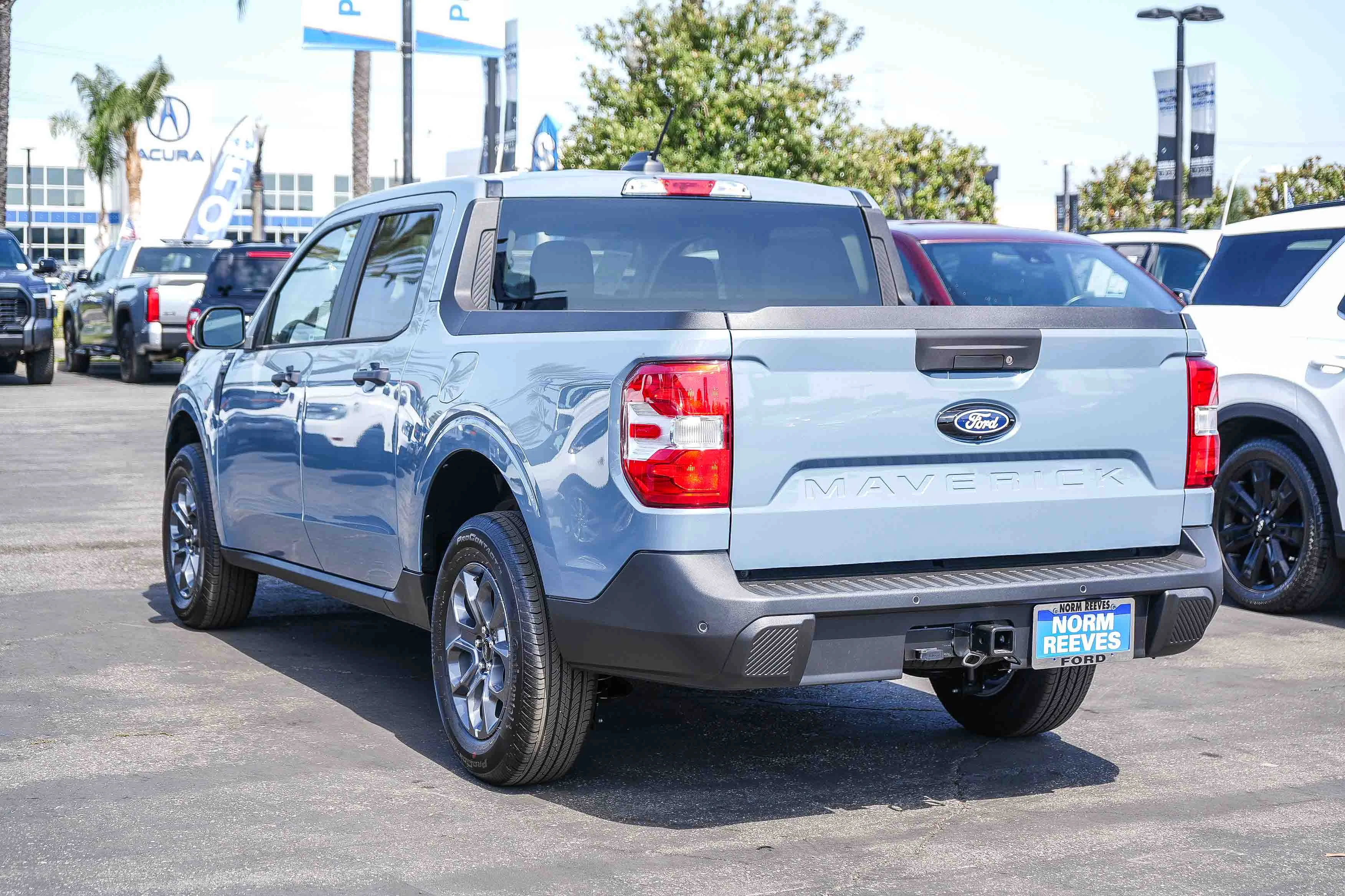 New 2026 Azure Gray Metallic Ford XLT image 8
