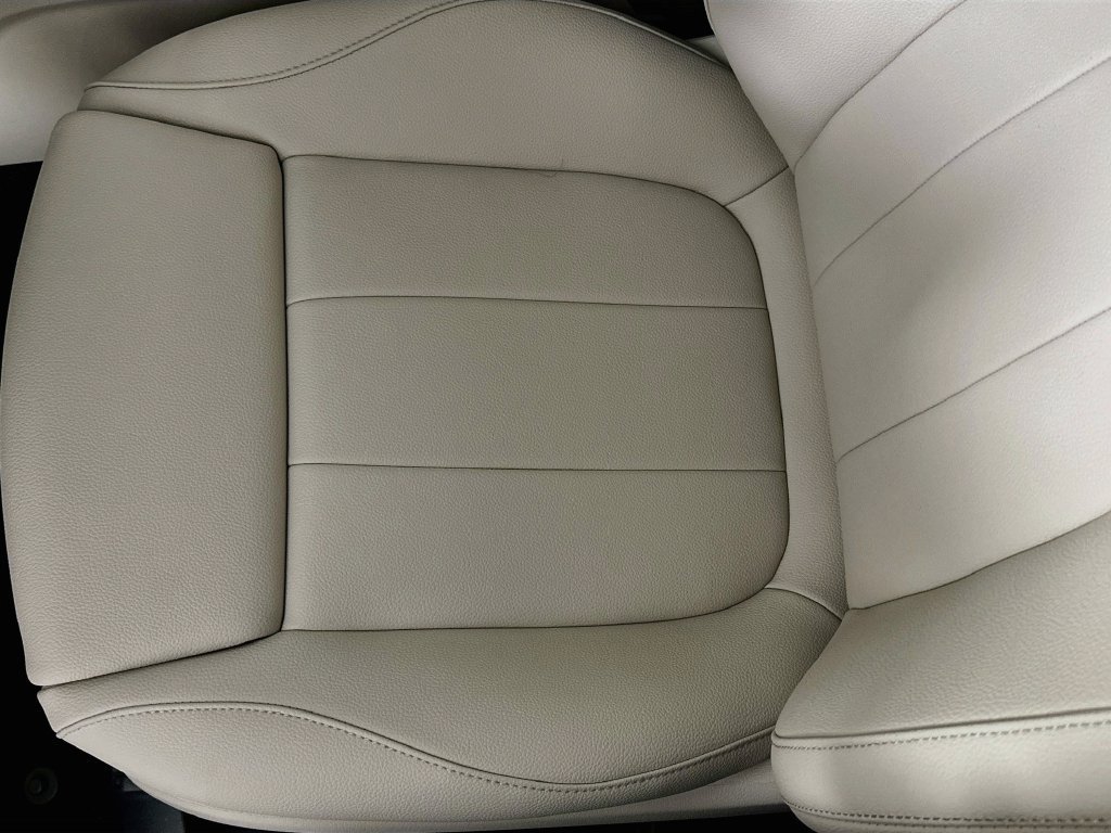 New 2026 Mountain Grey Metallic Mercedes-Benz GLA 250 image 48