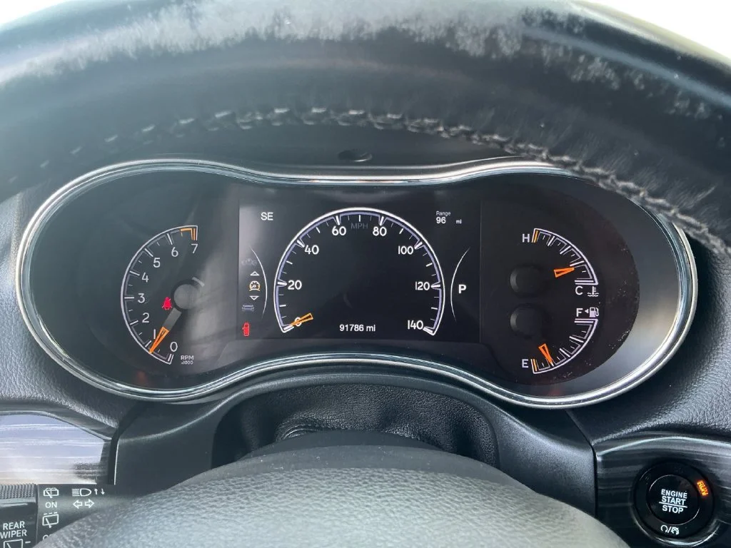 Used 2020 Gray Jeep Limited image 20