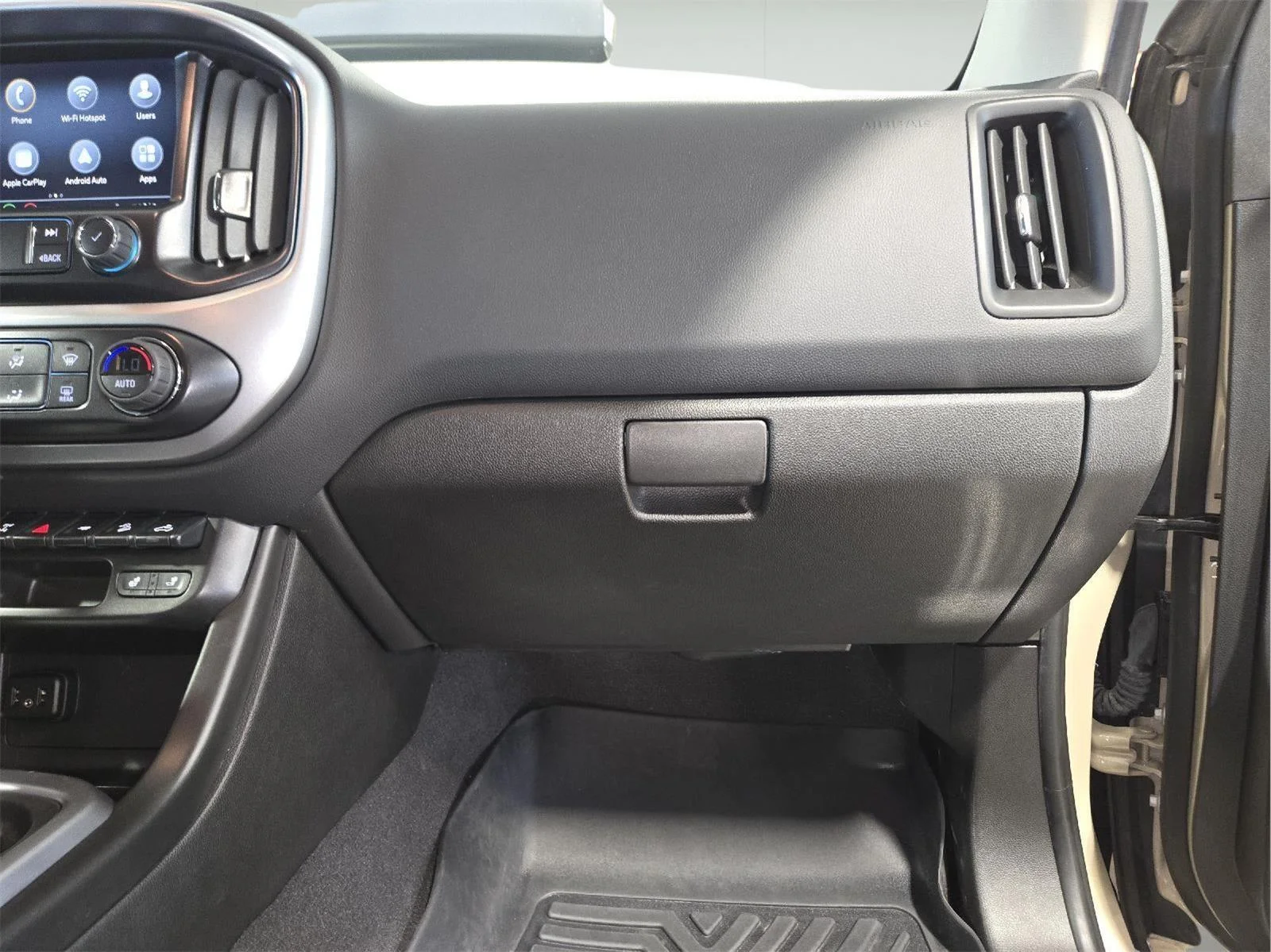 Used 2022 Sand Dune Metallic Chevrolet 4WD ZR2 image 41