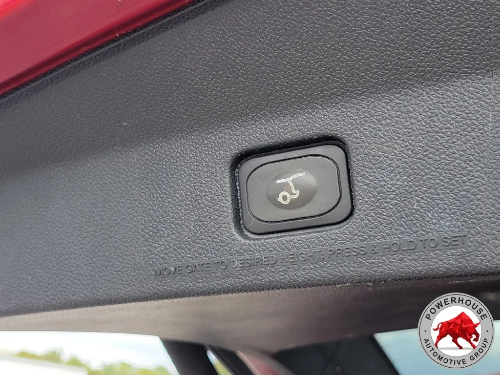 Used 2017 Red Ford Sport image 14