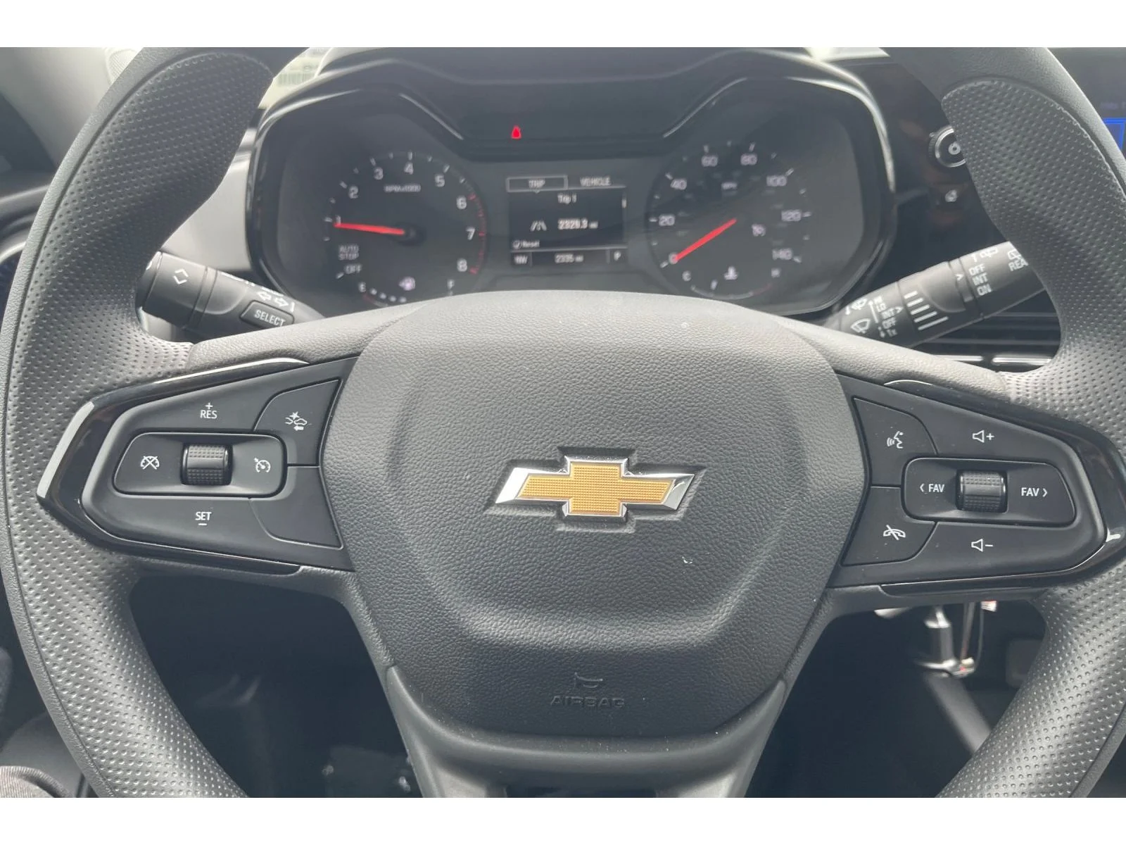 Used 2026 Summit White Chevrolet LS image 31