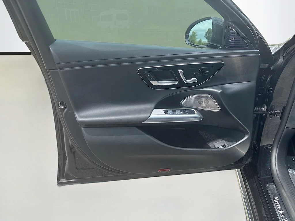 Used 2024 Black Mercedes-Benz E 350 image 39