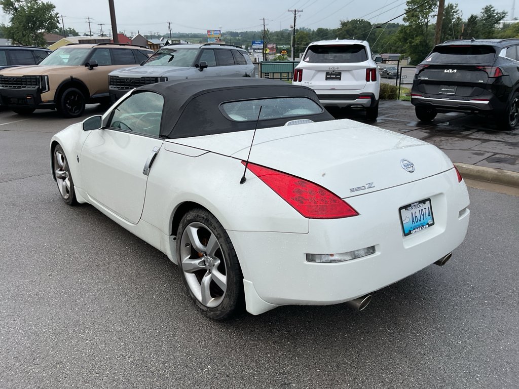 Used 2008 Pikes Peak White Pearl Nissan Grand Touring image 6