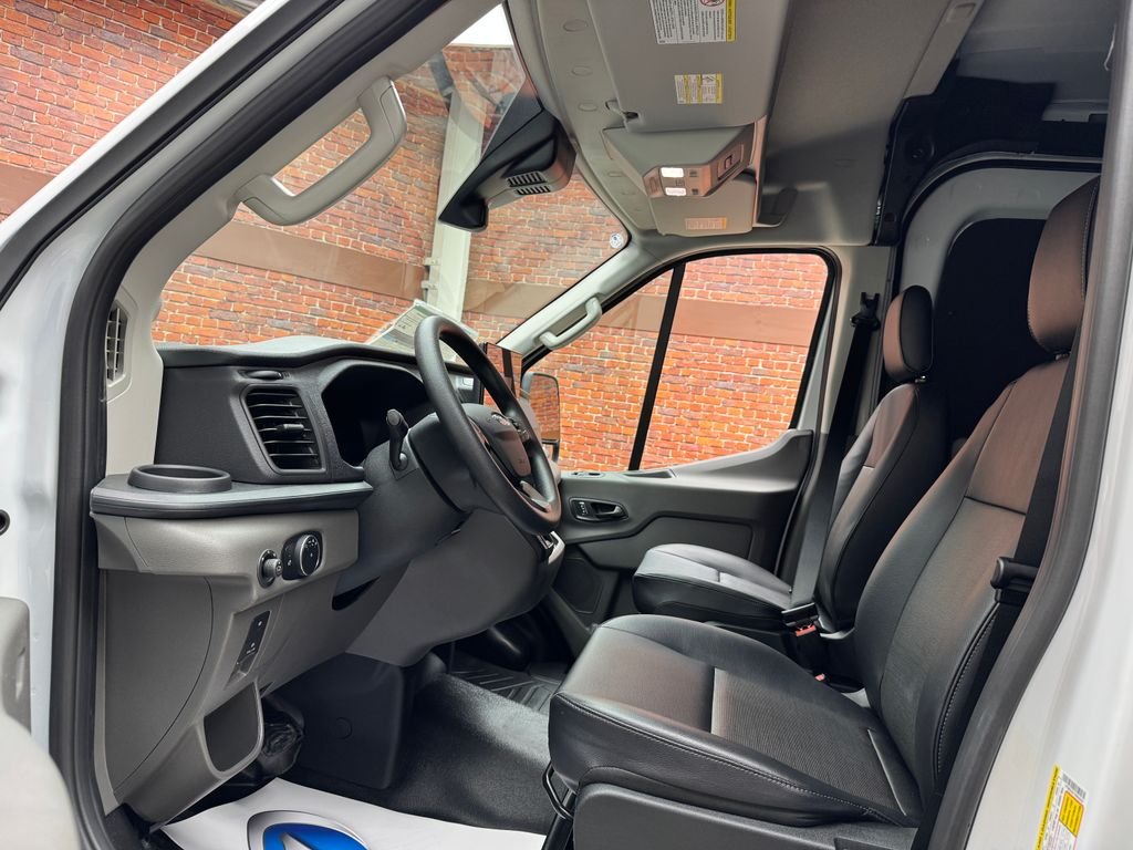 New 2026 White Ford Base image 23
