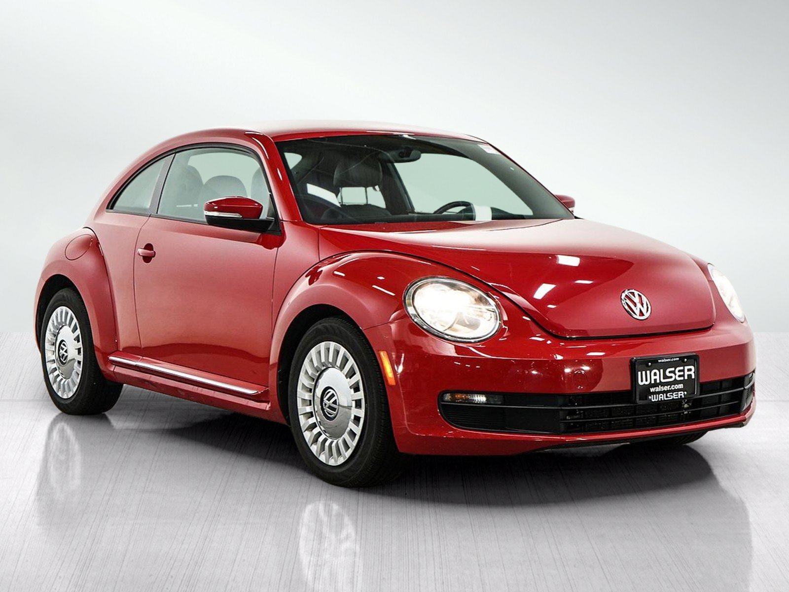 Used 2014 Tornado Red Volkswagen 1.8T image 7