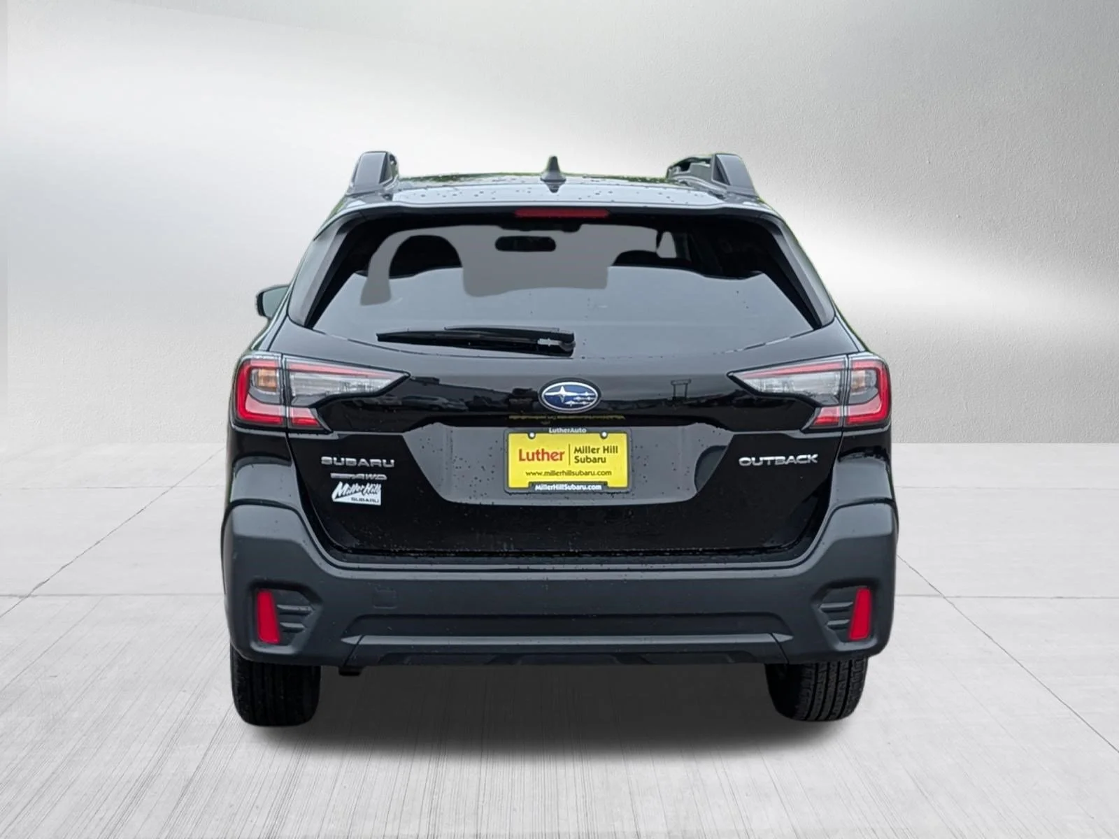Used 2022 Crystal Black Silica Subaru Premium image 6