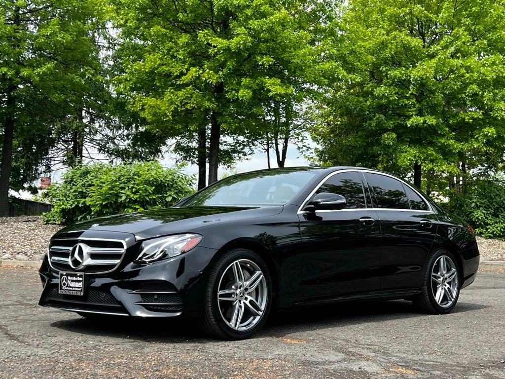 2019 Mercedes-Benz E-Class E300 4MATIC's photo