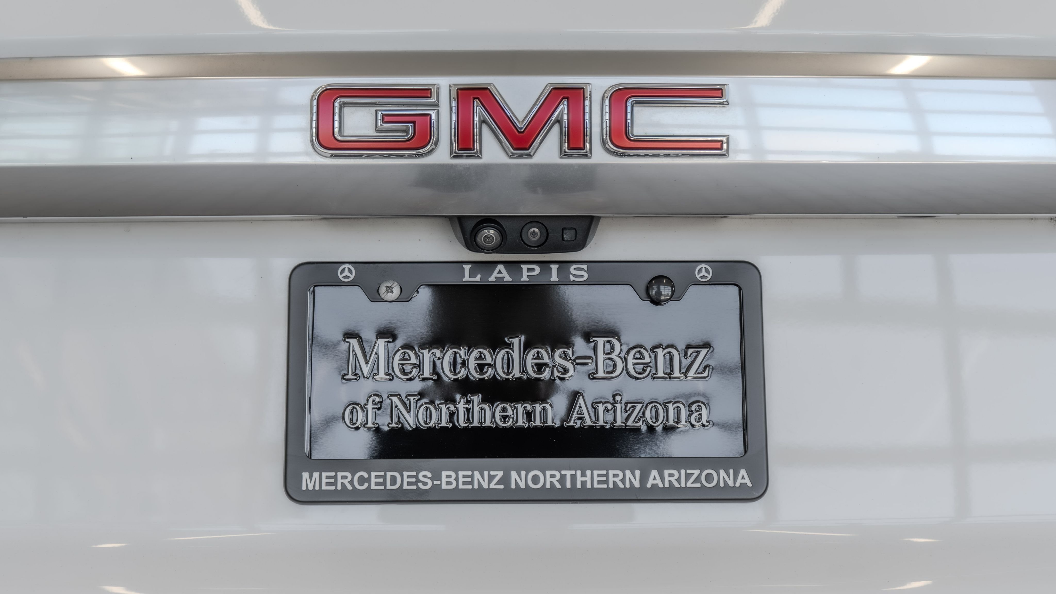Used 2021 Summit White GMC Denali image 15