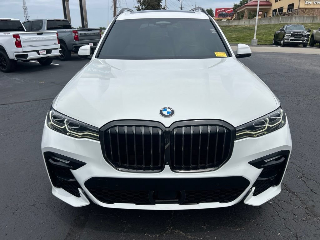 Used 2022 BMW X7 40i with VIN 5UXCW2C06N9K18237 for sale in Kansas City