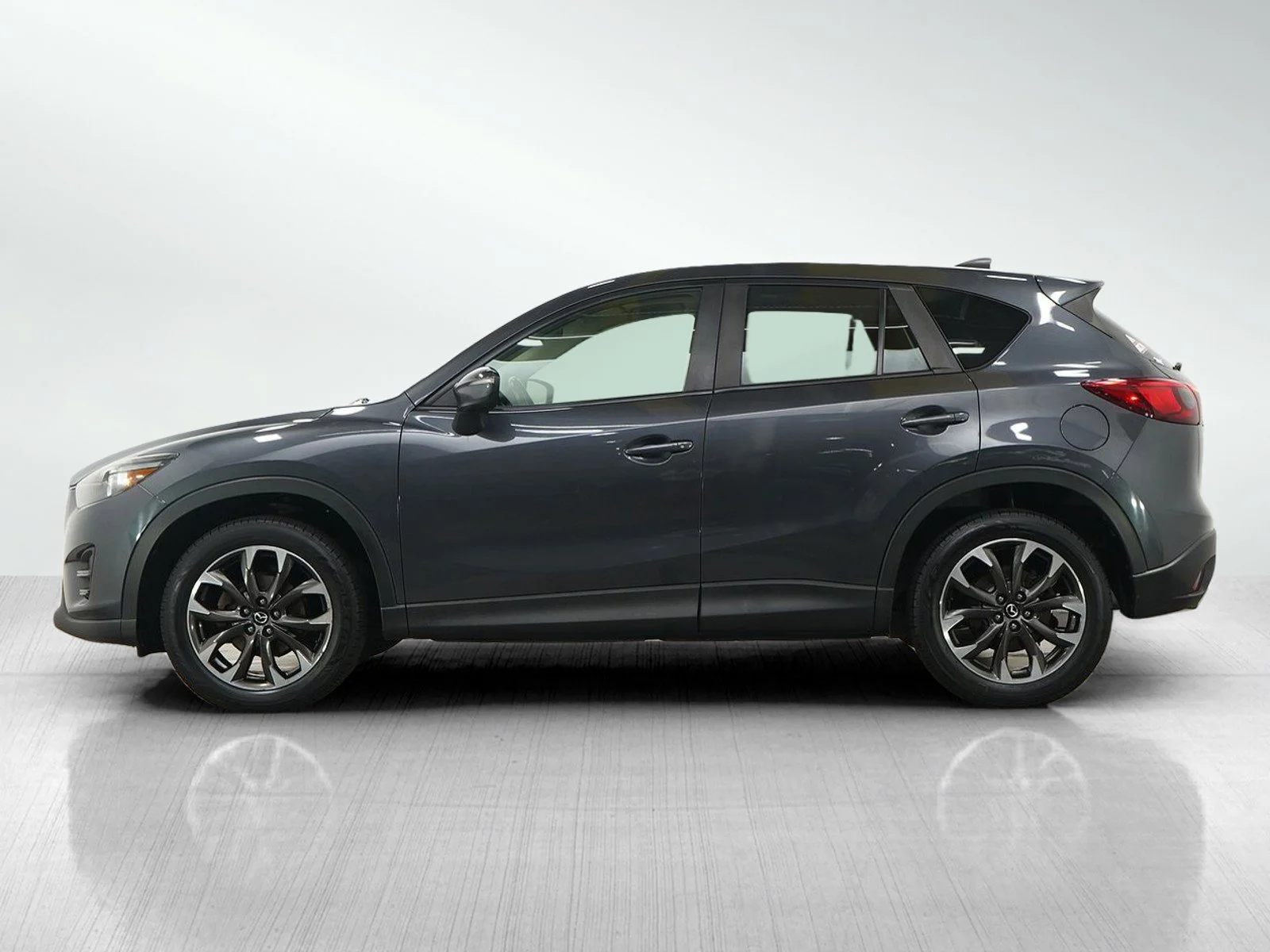 Used 2016 Mazda CX-5 Grand Touring with VIN JM3KE4DY9G0822301 for sale in White Bear Lake, Minnesota