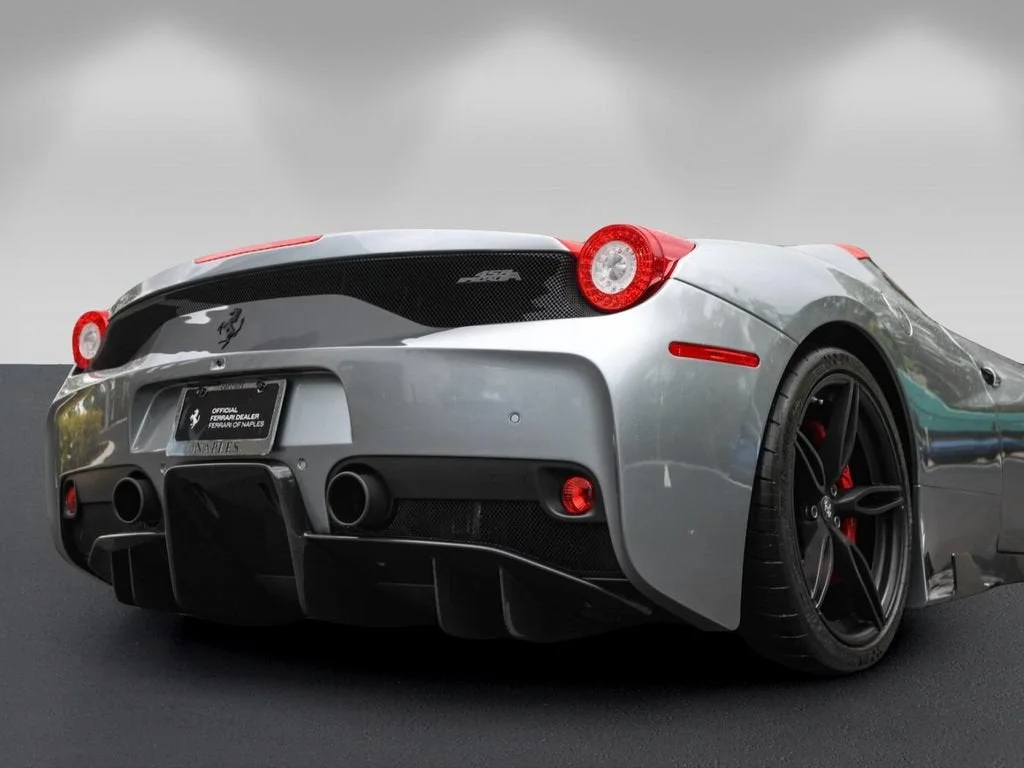 Used 2015 Grigio Titanio Metall Ferrari Base image 19